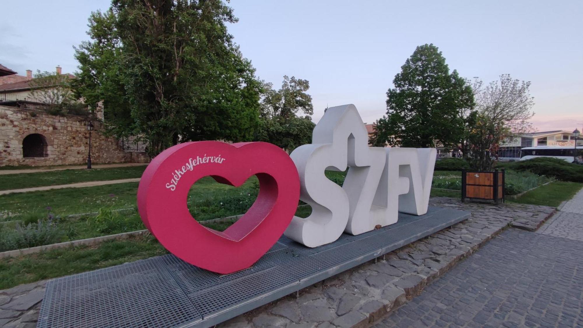 Fehervar Cappuccino Center, Ac, Easy Parking * Székesfehérvár